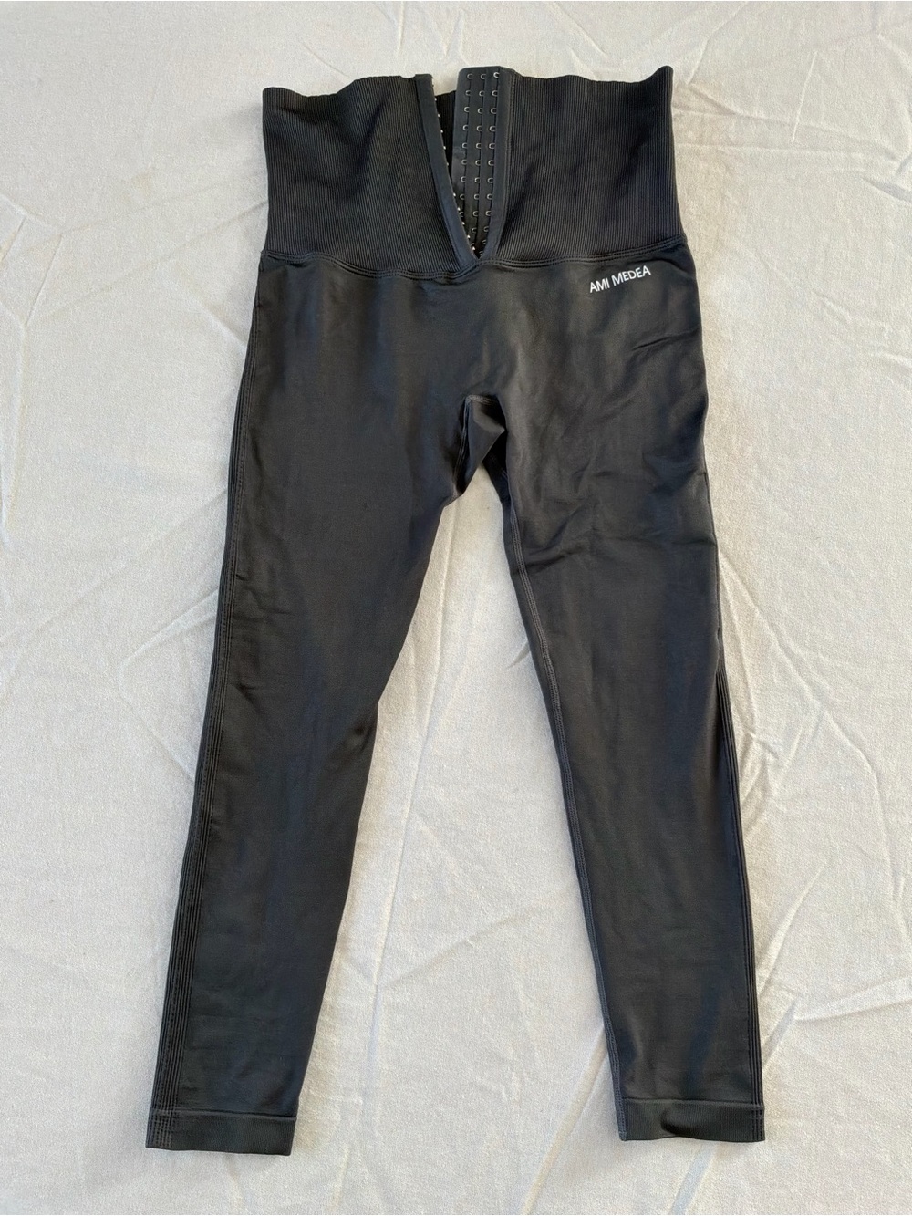 ******** Ami Grey High-Waist Hook-Front Leggings ********